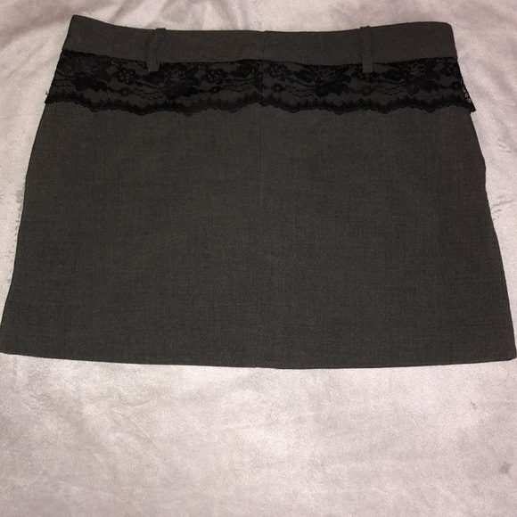 Lace Detail Mini Skirt - Picture 5 of 6
